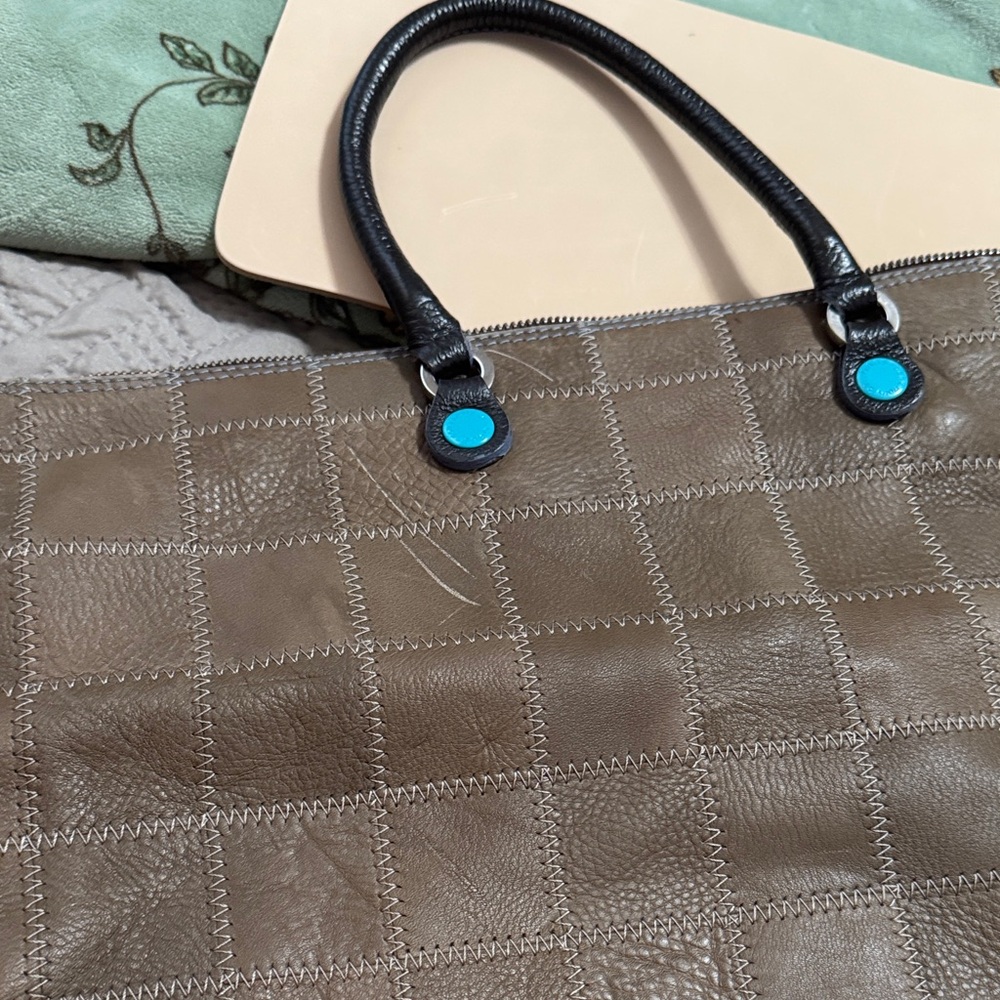 Gabs tote bag with Black Leather Strap with Blue Accent - Picture 16 of 16